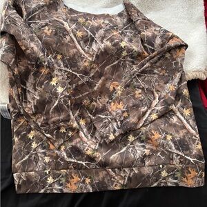 Camo Print Sweatshirt off the shoulder